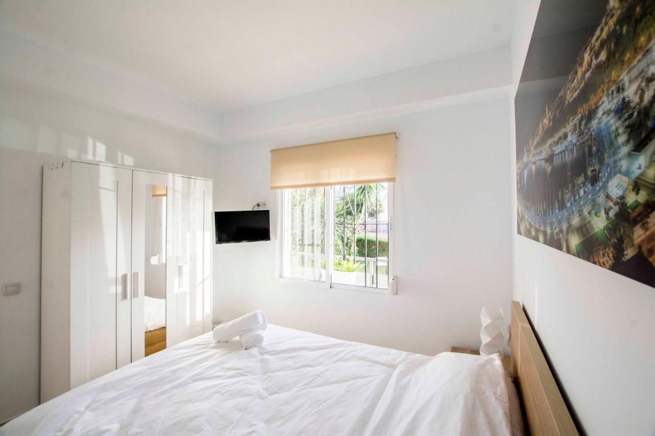 Apartamentos Los Alamos Sardinero Торремолинос Экстерьер фото